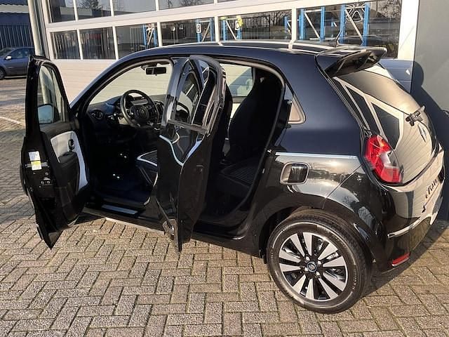 Occasion Renault Twingo Intens 60 kW (82 PK) 2021 Noir etoilé gne Hatchback