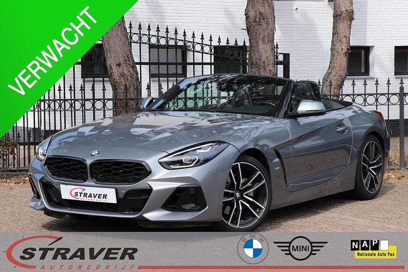 Grijs Gebruikt 2024 BMW Z4 M Sport Cabriolet | € 53.950 (Eerlijke prijs) - Afbeelding 1/4