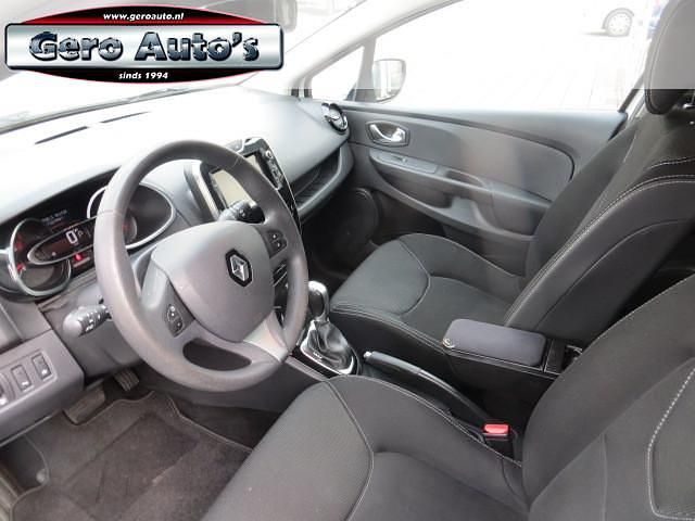 Occasion Renault Clio IV Expression 120 PK (88 kW) 2016 Wit Hatchback