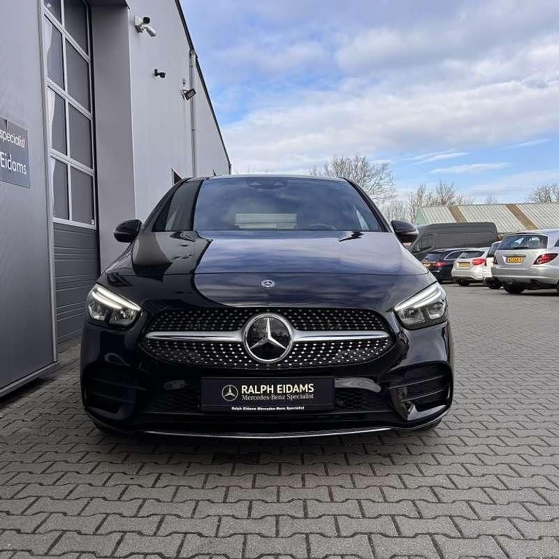 Occasion Mercedes B250 AMG 160 PK (117 kW) 2021 Zwart MPV