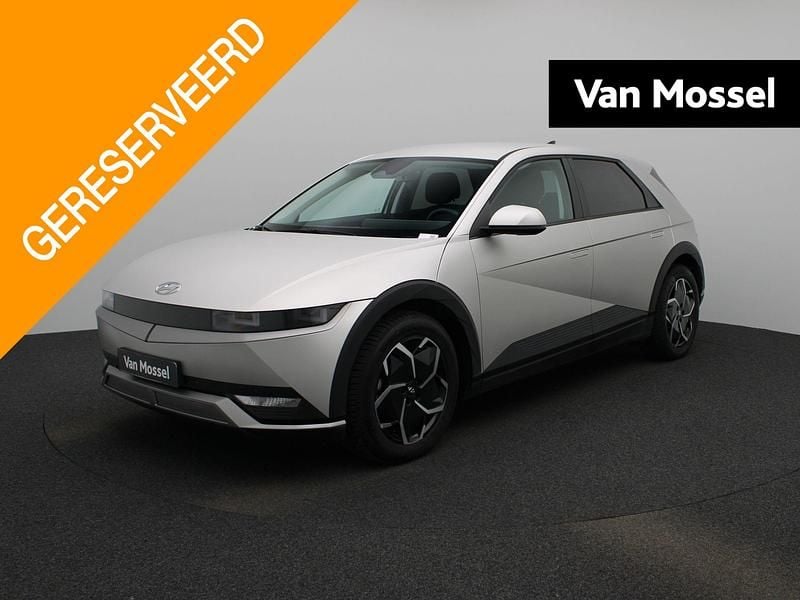 Grijs Gebruikt 2023 Hyundai Ioniq 6 Sedan | € 33.400 (Goede deal) - Afbeelding 1/4