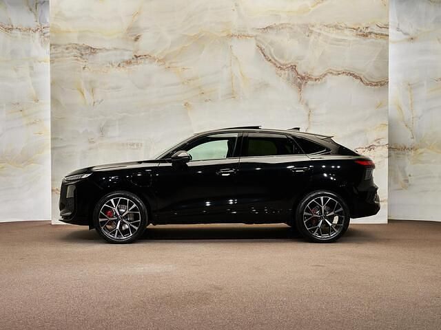 Nieuw Audi Q3 Sportback Advanced 272 PK (200 kW) 2026 Zwart SUV