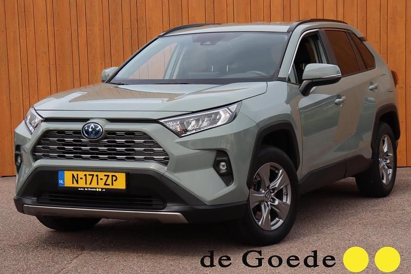 Groen Gebruikt 2022 Toyota RAV4 Hybrid Business Edition SUV | € 28.940 (Super prijs) - Afbeelding 1/4