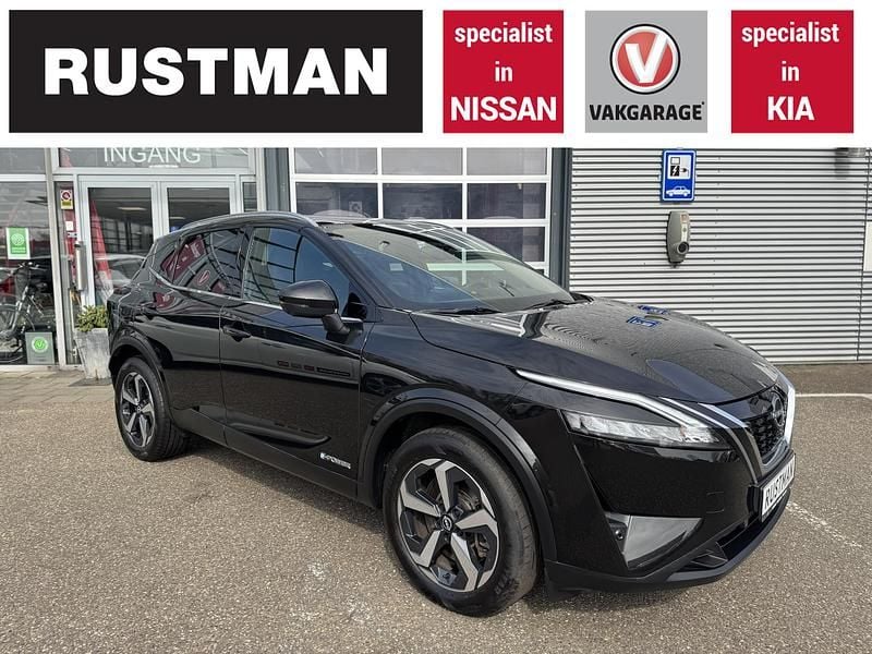 Zwart Gebruikt 2023 Nissan Qashqai N-Connecta SUV | € 30.950 (Goede deal) - Afbeelding 1/4