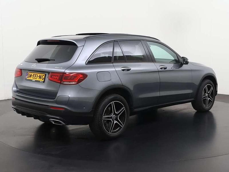 Occasion Mercedes GLC300e Premium Plus 320 PK (235 kW) 2022 Selenite gray  metallic finish (992u) SUV