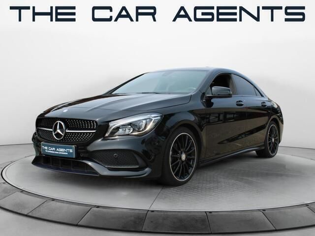 Zwart, metallic lak Gebruikt 2017 Mercedes CLA180 Ambition Sedan | € 22.950 (Duur) - Afbeelding 1/4