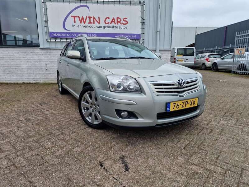 Groen Gebruikt 2008 Toyota Avensis Business Edition Stationwagen | € 5.750 (Duur) - Afbeelding 1/4