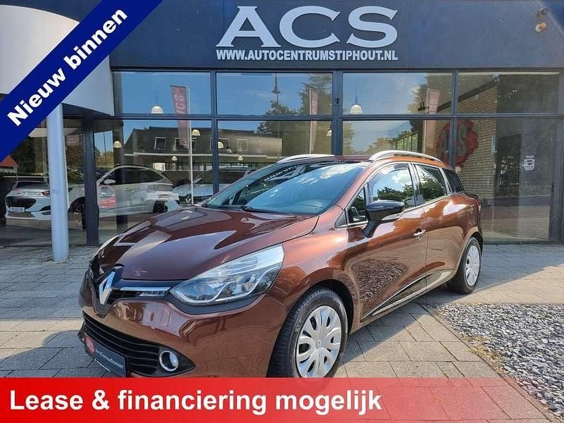 Bruin Gebruikt 2014 Renault Clio GrandTour Expression Stationwagen | € 4.250 (Goede deal) - Afbeelding 1/3