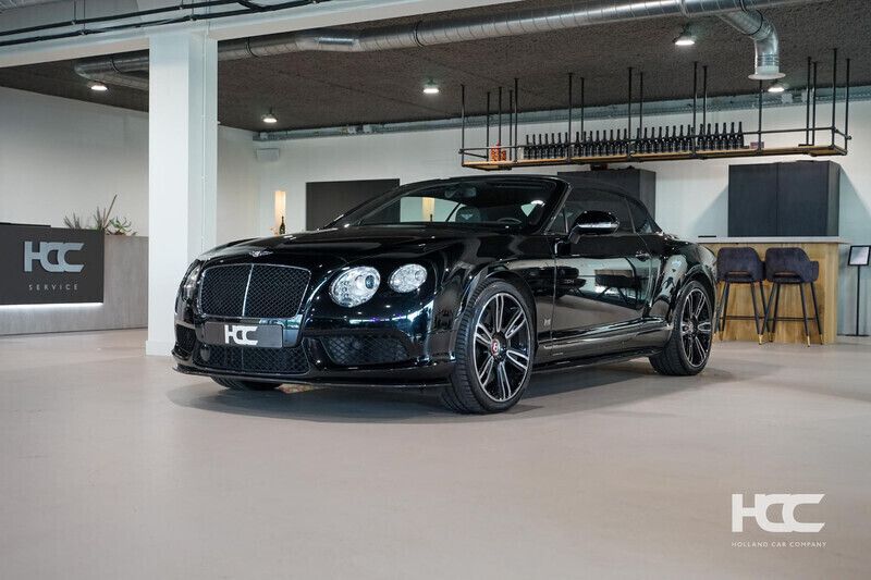 Zwart Gebruikt 2013 Bentley Continental Mulliner Sedan | € 109.900 - Afbeelding 1/4