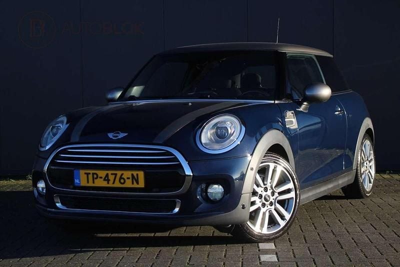 Occasion Mini Cooper Business 136 PK (100 kW) 2017 Blauw Hatchback