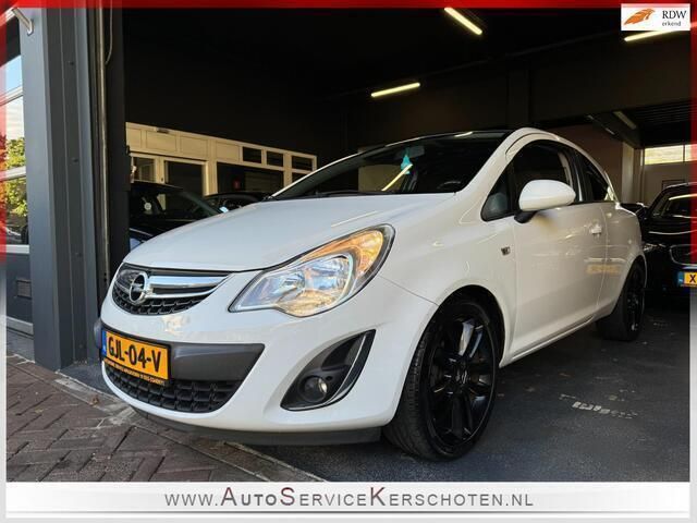 Wit Gebruikt 2011 Opel Corsa Color Edition Stationwagen | € 5.950 (Duur) - Afbeelding 1/4