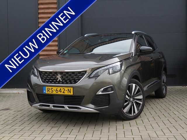 Grijs (metallic) Gebruikt 2018 Peugeot 3008 GT-line SUV | € 13.990 (Eerlijke prijs) - Afbeelding 1/4