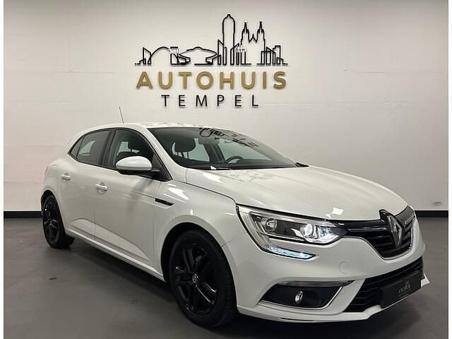 Wit Gebruikt 2018 Renault Mégane IV Life Hatchback | € 11.200 (Goede deal) - Afbeelding 1/4
