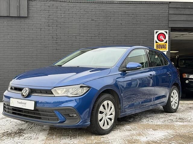 Blauw Occasion 2023 VW Polo Life Hatchback | € 16.450 (Goede deal) - Afbeelding 1/4