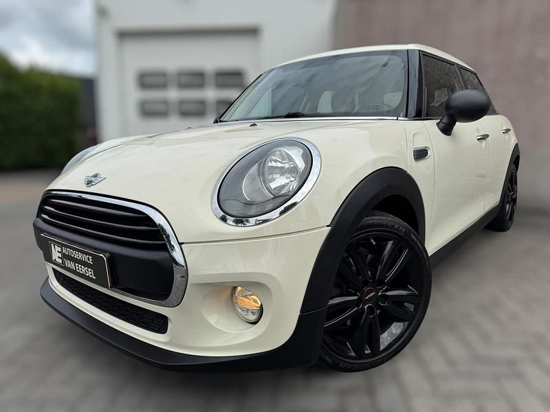 Wit Gebruikt 2016 Mini ONE Hatchback | € 9.950 (Iets duurder) - Afbeelding 1/4