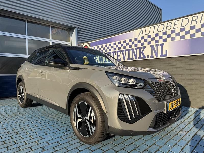 Grijs Occasion 2024 Peugeot 2008 Allure SUV | € 24.750 (Eerlijke prijs) - Afbeelding 1/3