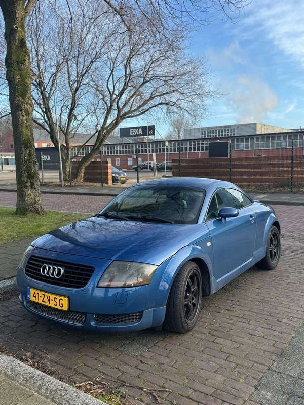 Blauw Gebruikt 2001 Audi TT Coupé | € 2.000 (Super prijs) - Afbeelding 1/4