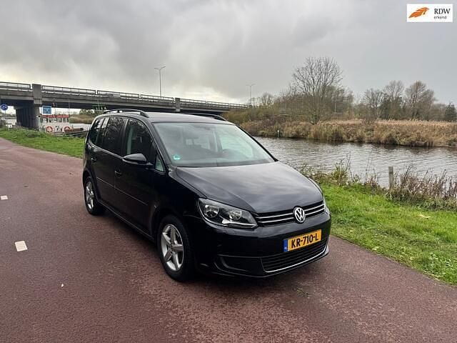 Zwart Gebruikt 2010 VW Touran Trendline MPV | € 3.999 (Eerlijke prijs) - Afbeelding 1/4