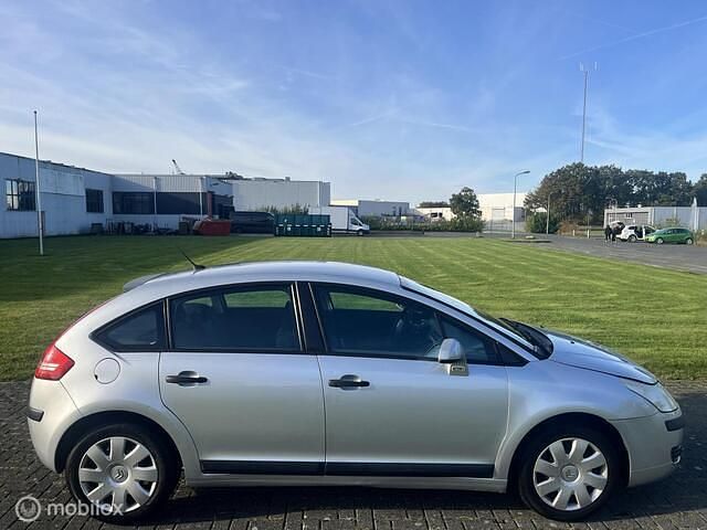 Occasion Citroën C4 Prestige 109 PK (80 kW) 2005 Grijs Hatchback