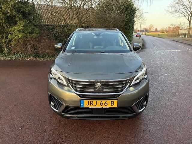 Grijs Occasion 2019 Peugeot 5008 Active SUV | € 18.995 (Super prijs) - Afbeelding 1/4