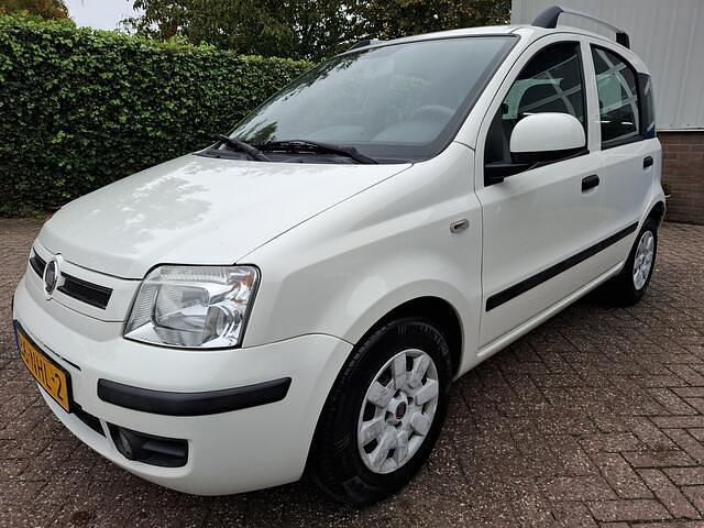 Wit Gebruikt 2010 Fiat Panda Hatchback | € 1.995 (Eerlijke prijs) - Afbeelding 1/4