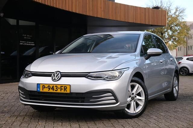 Grijs Gebruikt 2020 VW Golf VII Style Hatchback | € 20.950 (Goede deal) - Afbeelding 1/4