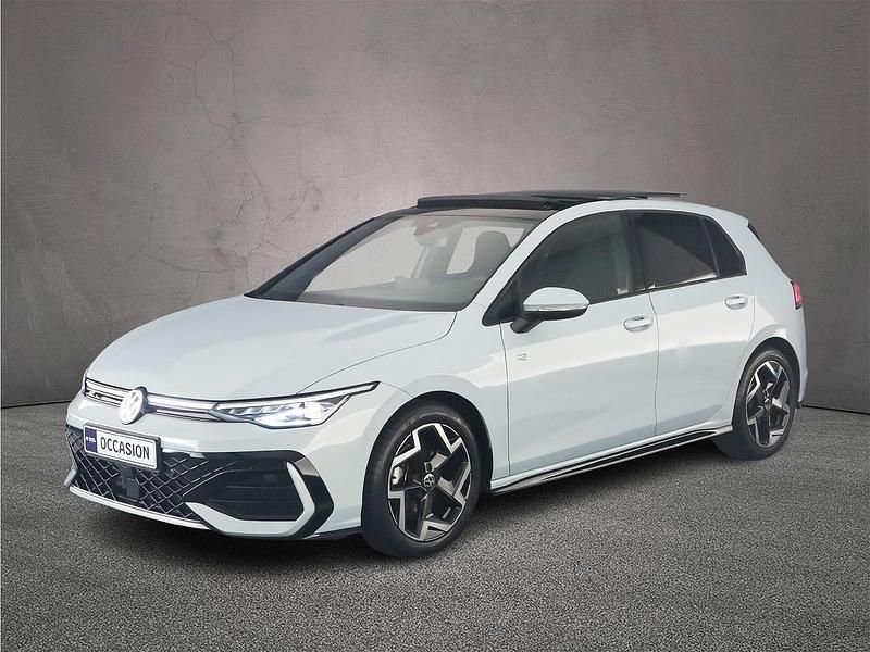 Blauw Gebruikt 2024 VW Golf VIII R-line Edition Hatchback | € 42.900 - Afbeelding 1/4