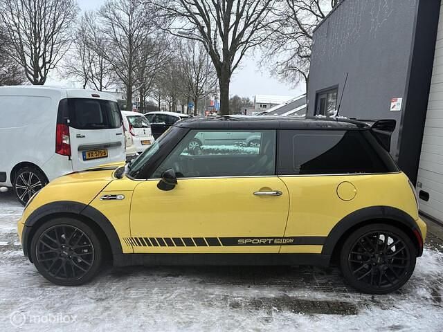 Occasion Mini Cooper 116 PK (85 kW) 2003 Geel Hatchback