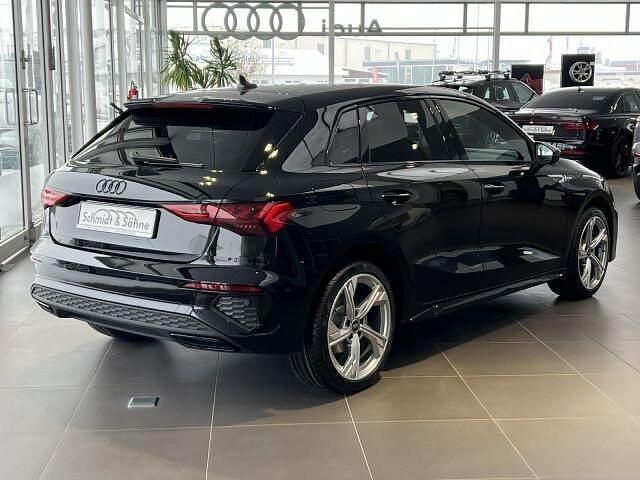 Occasion Audi A3 S-Line 204 PK (150 kW) 2024 Zwart Hatchback