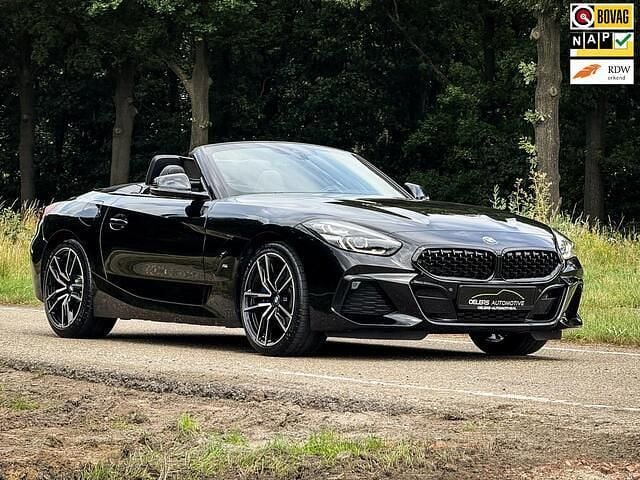 Zwart, metallic lak Gebruikt 2019 BMW Z4 Executive Cabriolet | € 41.899 (Goede deal) - Afbeelding 1/4