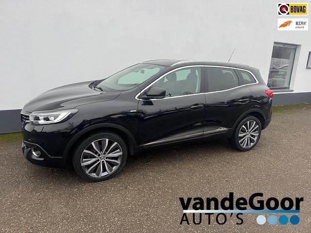 Zwart Occasion 2016 Renault Kadjar Bose Edition SUV | € 10.450 (Eerlijke prijs) - Afbeelding 1/4