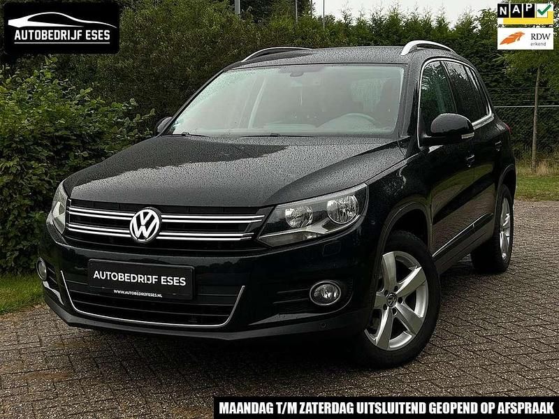 Zwart Gebruikt 2012 VW Tiguan Sport SUV | € 11.999 (Eerlijke prijs) - Afbeelding 1/3