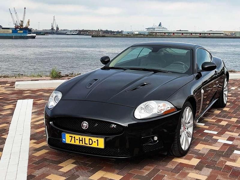 Zwart Gebruikt 2009 Jaguar XKR Coupé | € 39.950 (Eerlijke prijs) - Afbeelding 1/4