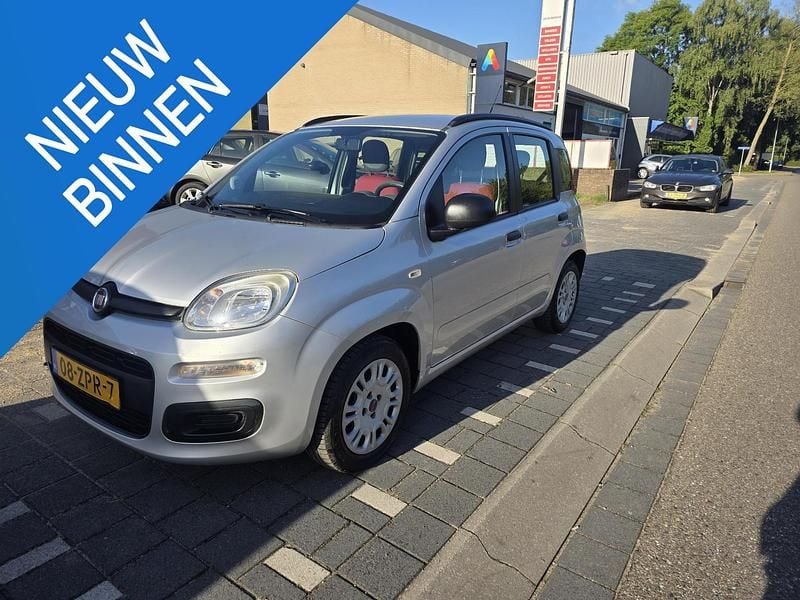 Grijs Gebruikt 2013 Fiat Panda Easy Hatchback | € 4.750 (Iets duurder) - Afbeelding 1/4
