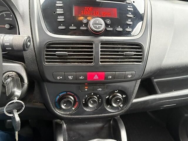 Occasion Opel Combo 90 PK (66 kW) 2014 Zwart (metallic) MPV