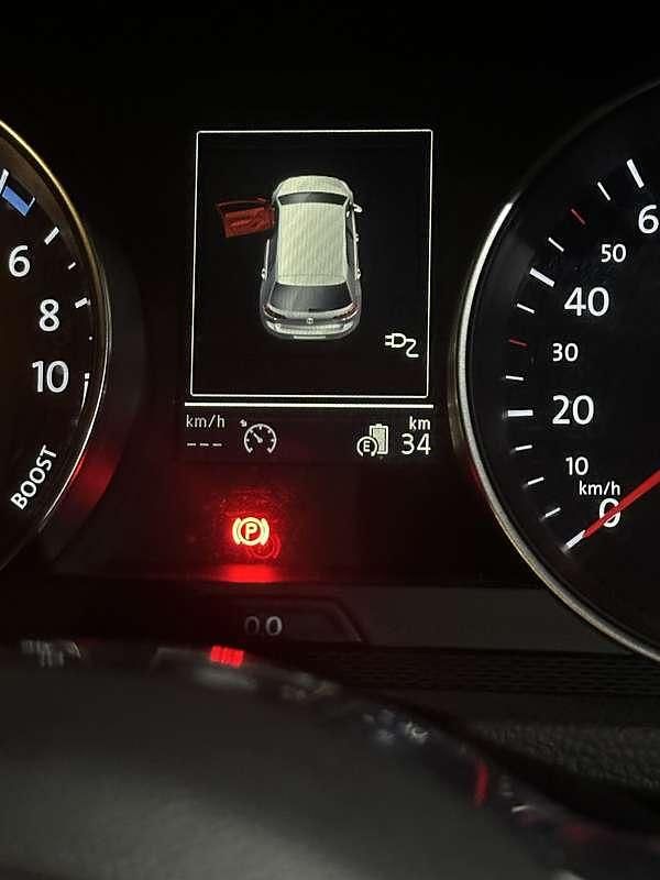 Zwart Gebruikt 2016 VW Golf VII GTE Hatchback | € 11.500 (Goede deal) - Afbeelding 1/4