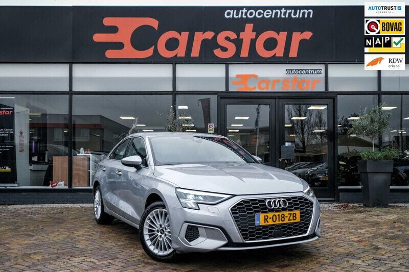 Grijs Gebruikt 2023 Audi A3 e-tron Advanced Hatchback | € 29.950 (Eerlijke prijs) - Afbeelding 1/4