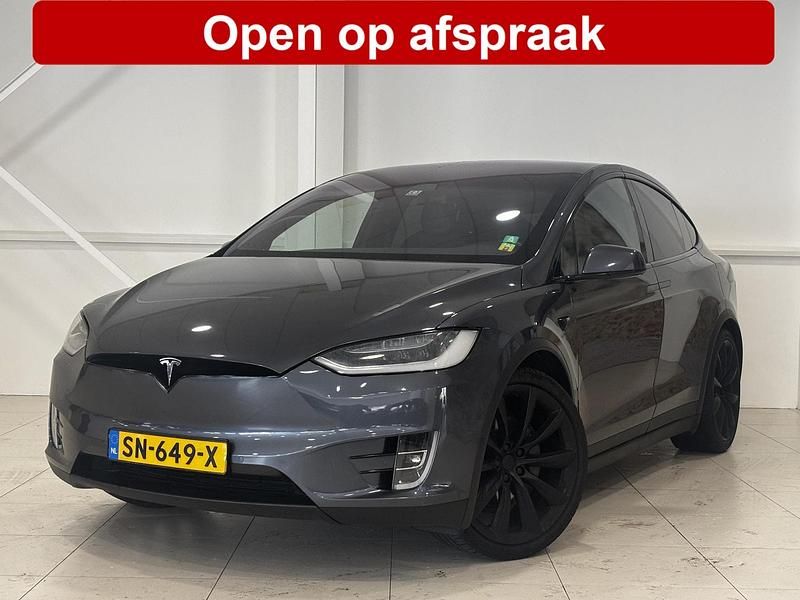 Grijs, metallic lak Gebruikt 2018 Tesla Model X SUV | € 29.825 (Super prijs) - Afbeelding 1/4
