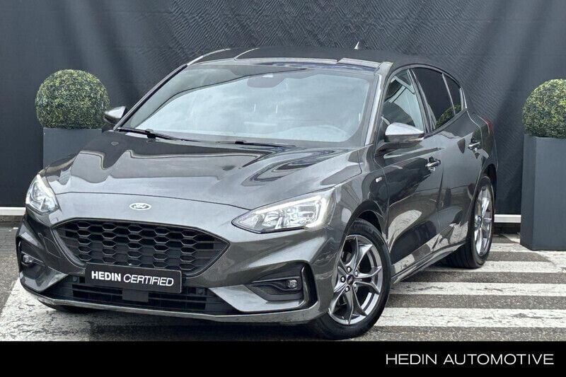Grijs Gebruikt 2021 Ford Focus Business Edition Hatchback | € 20.945 (Eerlijke prijs) - Afbeelding 1/4