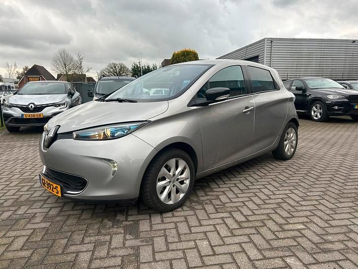 Occasion Renault Zoe Zen 64 kW (88 PK) 2015 Grijs Hatchback