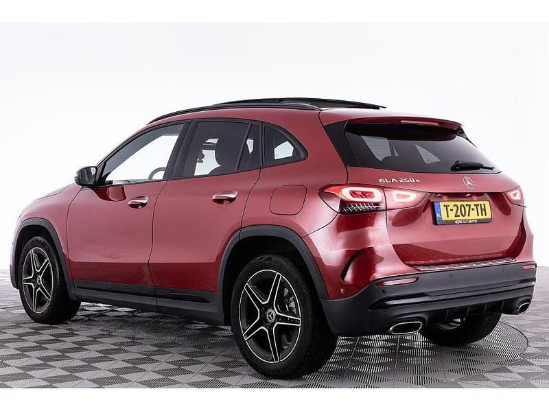 Occasion Mercedes GLA250 AMG line 163 PK (119 kW) 2023 Rood SUV