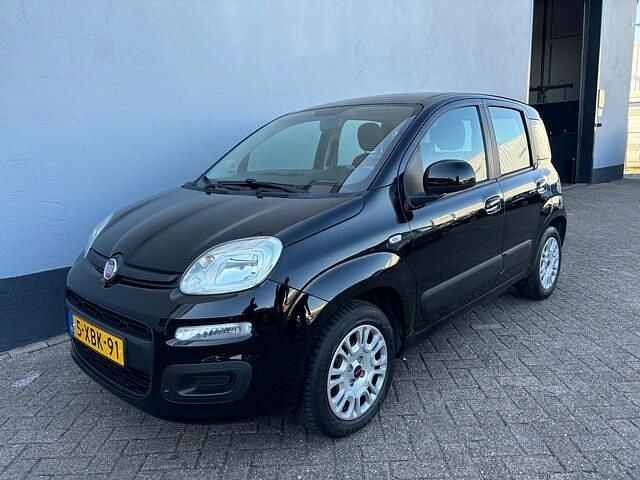 Zwart Gebruikt 2014 Fiat Panda Hatchback | € 7.950 (Eerlijke prijs) - Afbeelding 1/4