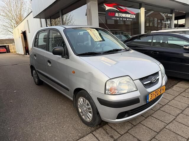 Grijs Occasion 2008 Hyundai Atos Active Hatchback | € 2.249 (Eerlijke prijs) - Afbeelding 1/4