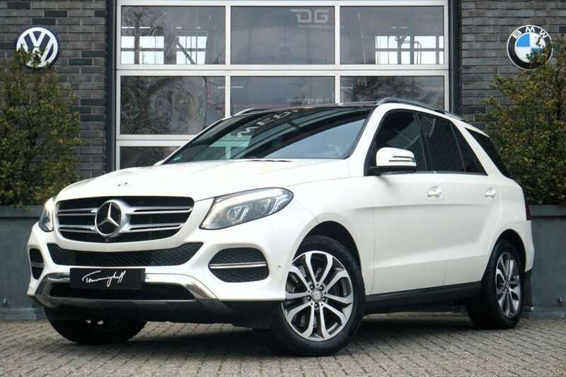 Wit Gebruikt 2015 Mercedes GLE500 Exclusive Stationwagen | € 28.950 - Afbeelding 1/4