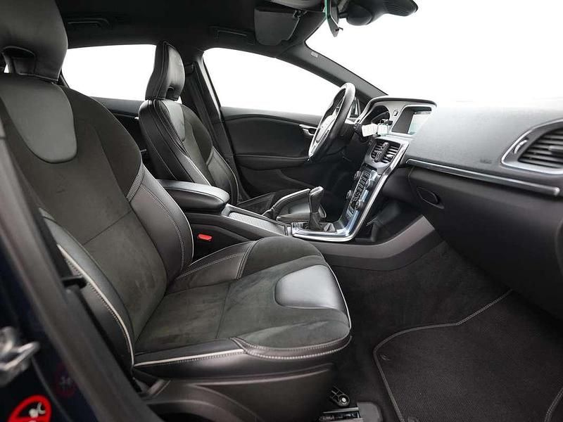 Occasion Volvo V40 R-Design 120 PK (88 kW) 2015 Blauw Hatchback