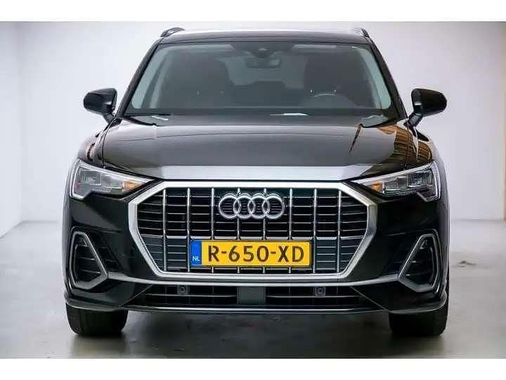 Zwart Gebruikt 2019 Audi Q3 S-Line SUV | € 25.499 (Goede deal) - Afbeelding 1/4