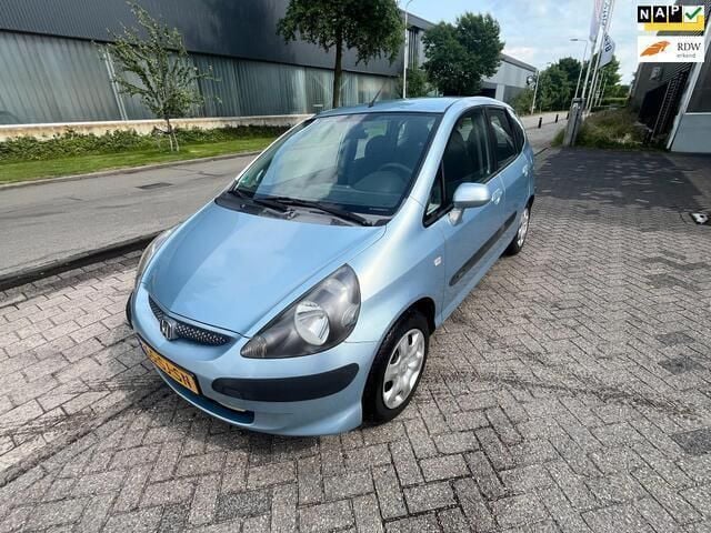 Blauw Gebruikt 2006 Honda Jazz Cool Hatchback | € 1.299 (Eerlijke prijs) - Afbeelding 1/4