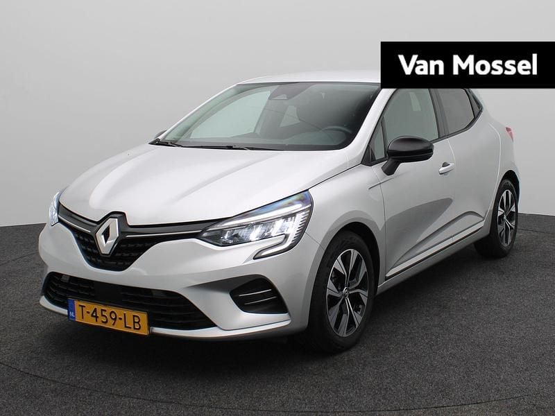 Grijs Gebruikt 2023 Renault Clio V Evolution Hatchback | € 17.435 (Eerlijke prijs) - Afbeelding 1/4