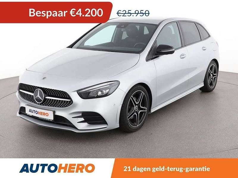 Grijs Gebruikt 2019 Mercedes B180 AMG line MPV | € 21.949 (Super prijs) - Afbeelding 1/3