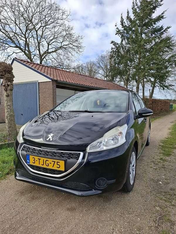 Occasion Peugeot 208 82 PK (60 kW) 2013 Zwart Hatchback